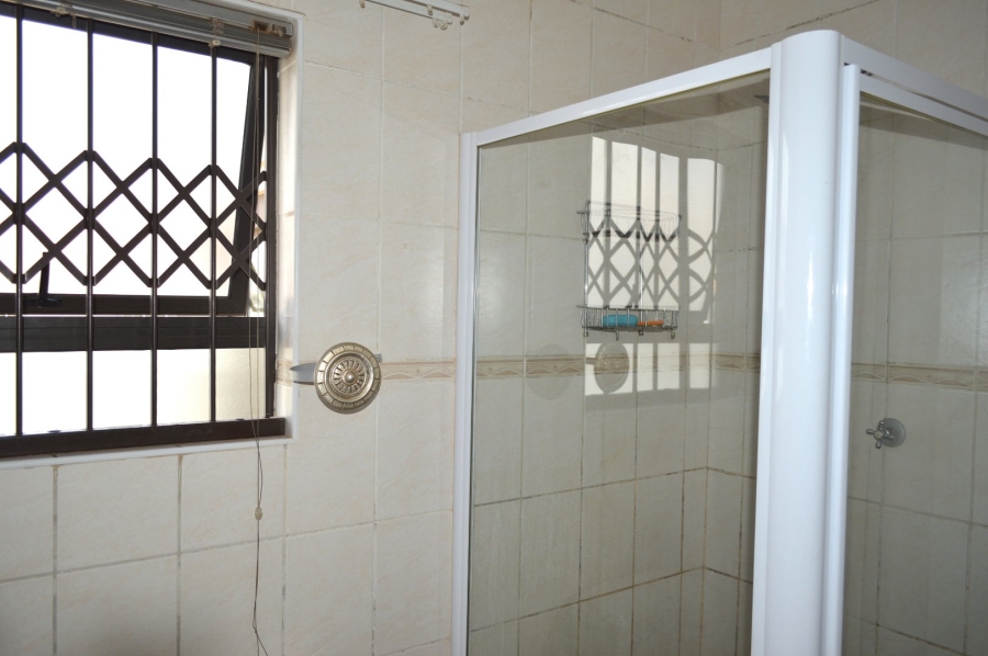 5 Bedroom Property for Sale in Doringkruin North West